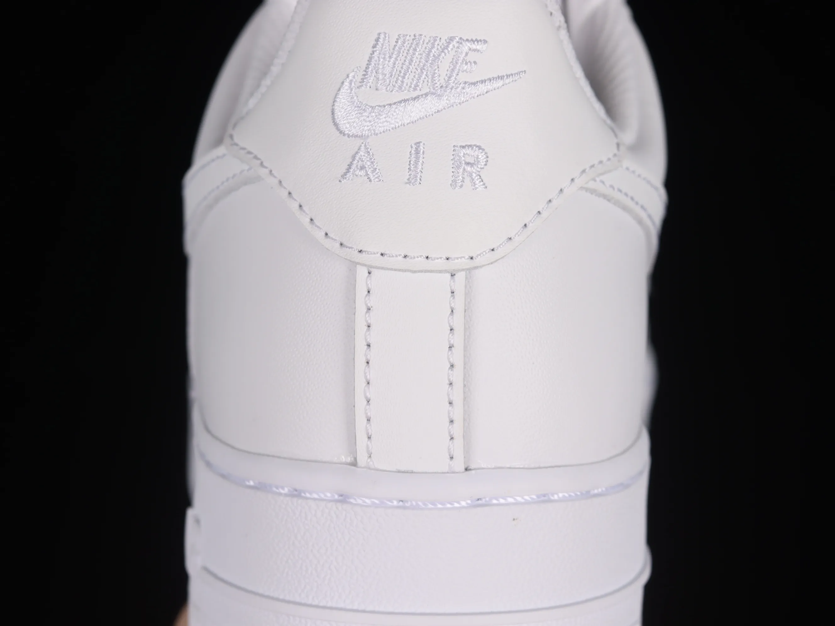 All categories Nk Air Force 1 Air Force series Nk Air Force 1 Low Air Force low-top XP version Nk Air Force 1'07 Low Air Force One Classic all-white low-top casual sneakers CW2288-111